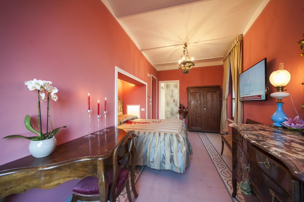 Residenza D'Epoca Palazzo Borghesi Bed & Breakfast Siena Luaran gambar