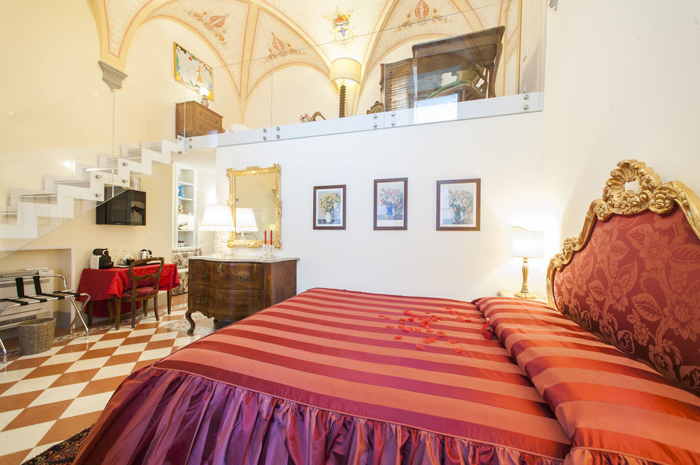 Residenza D'Epoca Palazzo Borghesi Bed & Breakfast Siena Luaran gambar