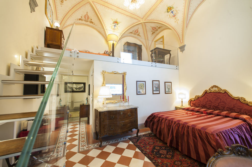 Residenza D'Epoca Palazzo Borghesi Bed & Breakfast Siena Luaran gambar